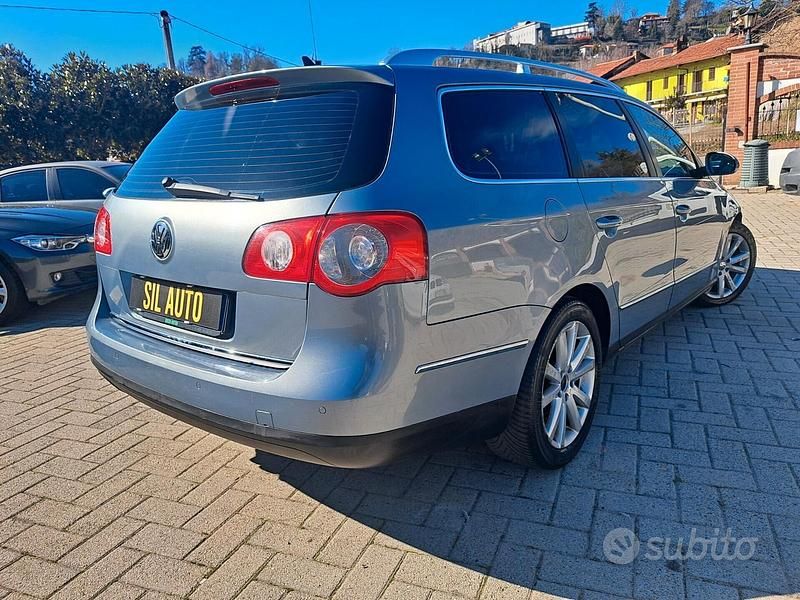 Usata VW Passat Comfortline 143 CV (105 kW) 2009 Blu Station wagon