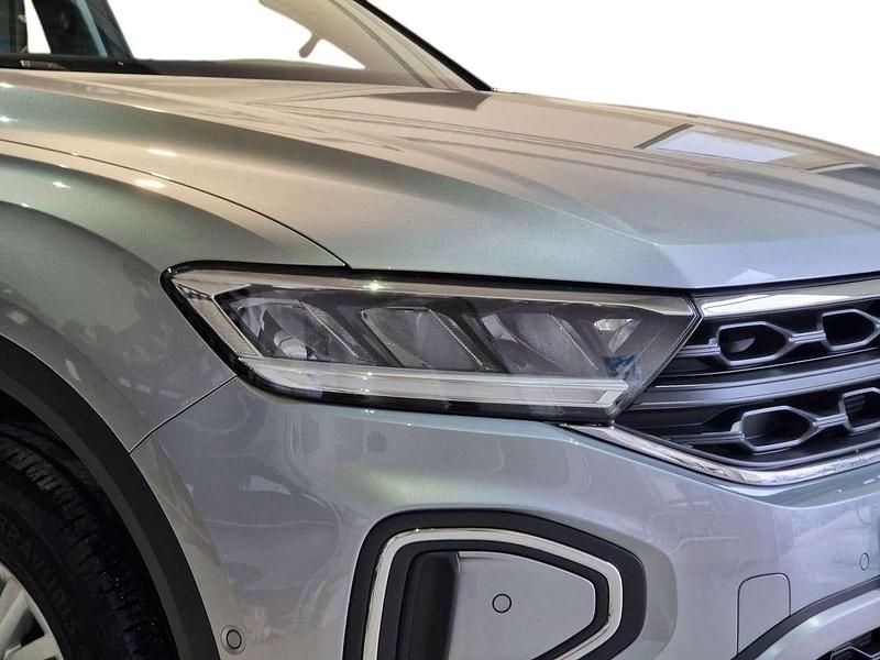 Usata VW T-Roc Life 116 CV (85 kW) 2025 Pyrit silver metallizzato nero SUV