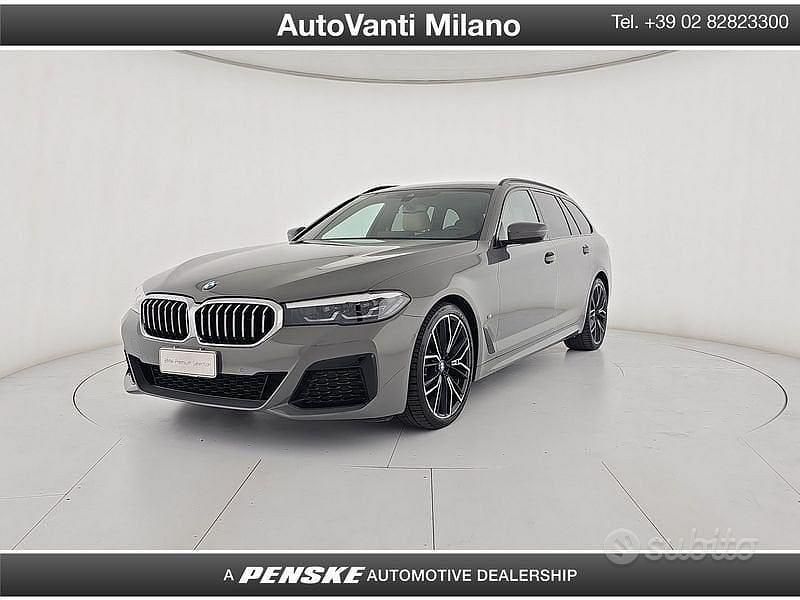 Grigio Usata 2022 BMW 520 M Sport Station wagon | 36.970 € (Buon prezzo) - Immagine 1/3