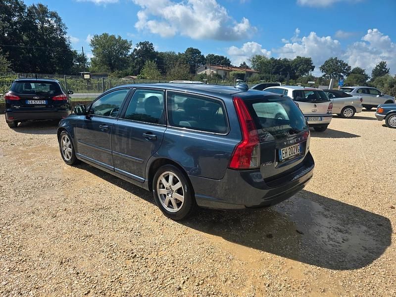 Usata Volvo V50 Kinetic 115 CV (84 kW) 2011 Blu Station wagon