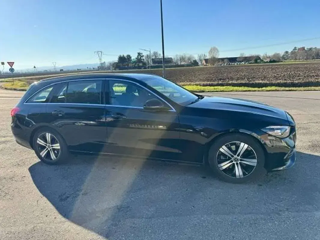 Usata Mercedes C200 Advanced Plus 163 CV (119 kW) 2024 Nero Station wagon