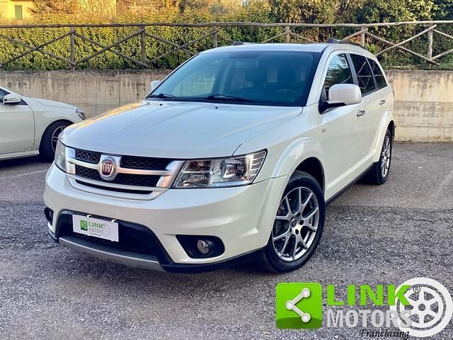 Usata Fiat Freemont Lounge 170 CV (125 kW) 2015 Bianco SUV