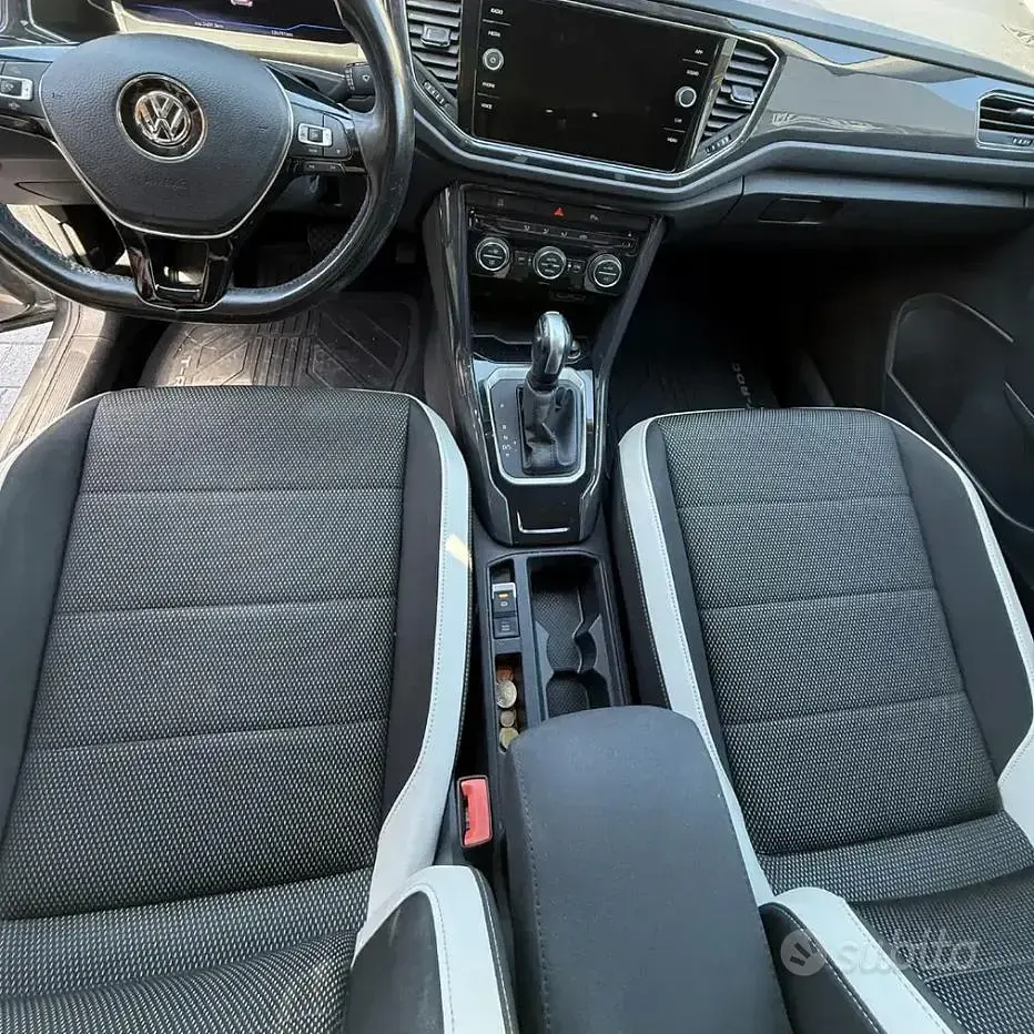 Usata VW T-Roc Advance 150 CV (110 kW) 2019 Grigio SUV