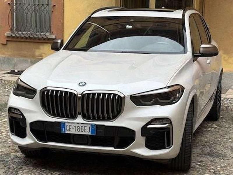 Bianco Usata 2021 BMW X5 M SUV | 59.000 € (Molto cara) - Immagine 1/4