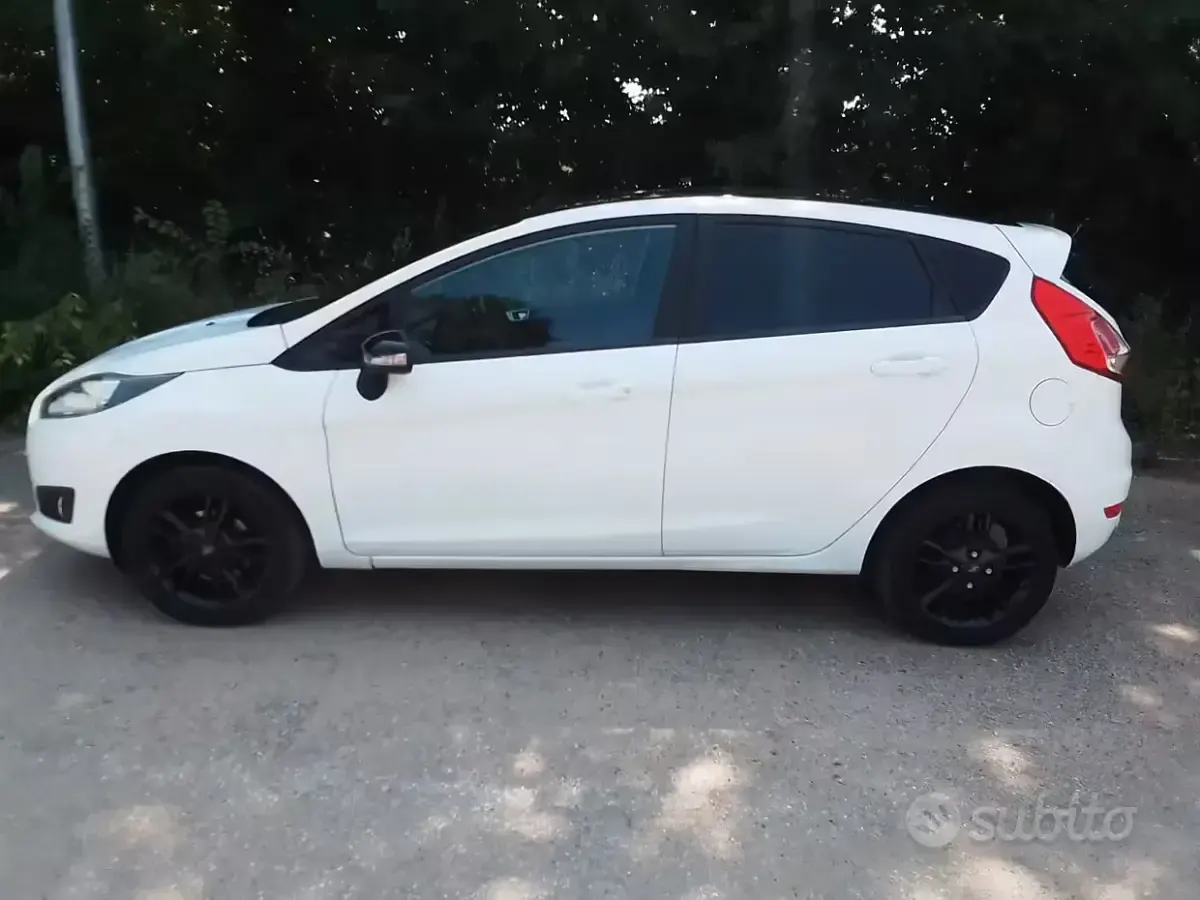 Usado Ford Fiesta 95 HP (69 kW) 2016 Citadino