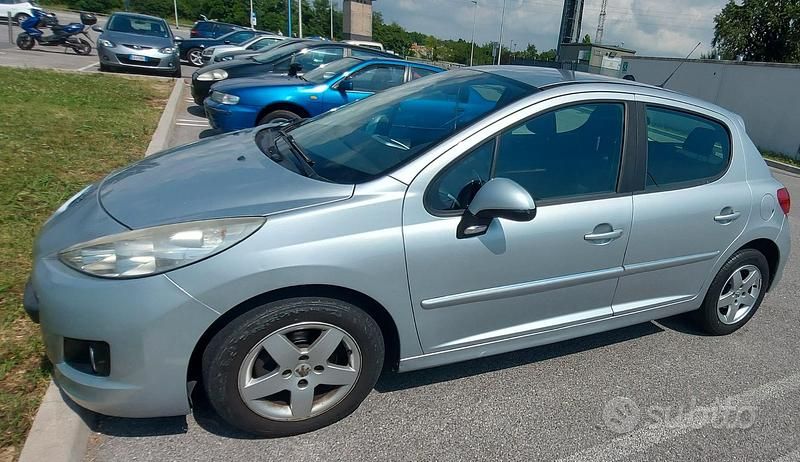 Usata Peugeot 207 2009 Grigio Berlina