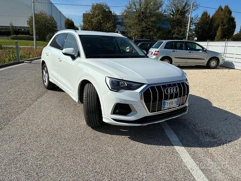 Bianco Usata 2019 Audi Q3 SUV | 25.000 € (Super prezzo) - Immagine 1/4