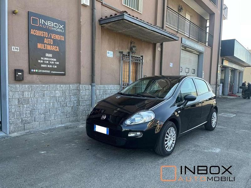 Usata Fiat Punto Lounge 75 CV (55 kW) 2014 Nero Utilitaria