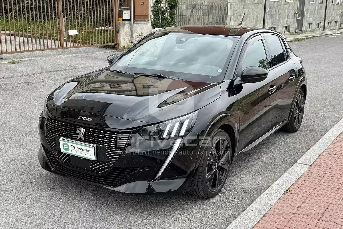 Usata Peugeot 208 GT 131 CV (96 kW) 2023 Nero Utilitaria