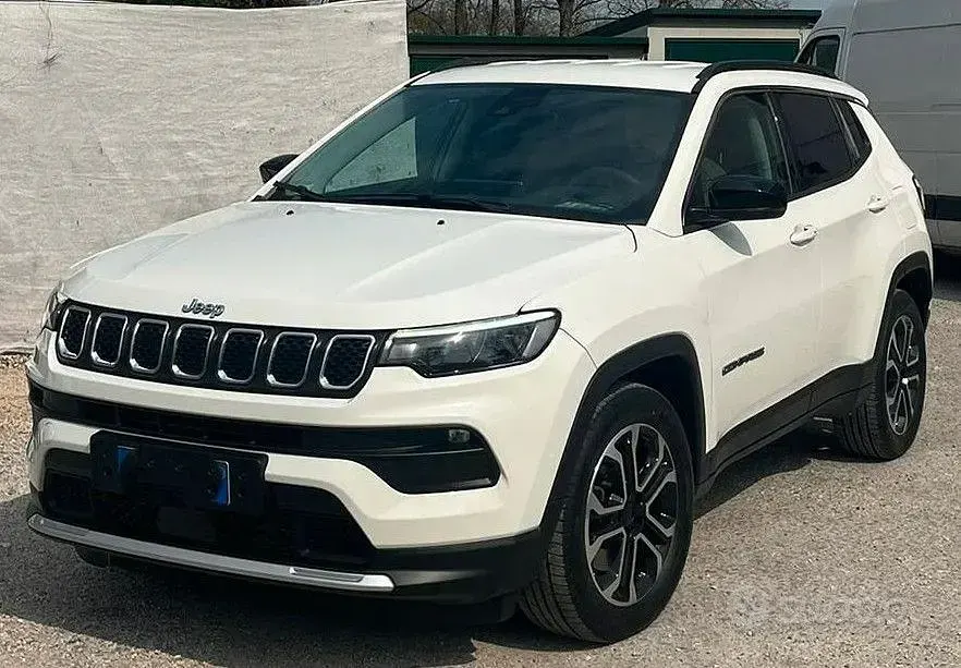 Usata Jeep Compass 131 CV (96 kW) 2023 Bianco SUV