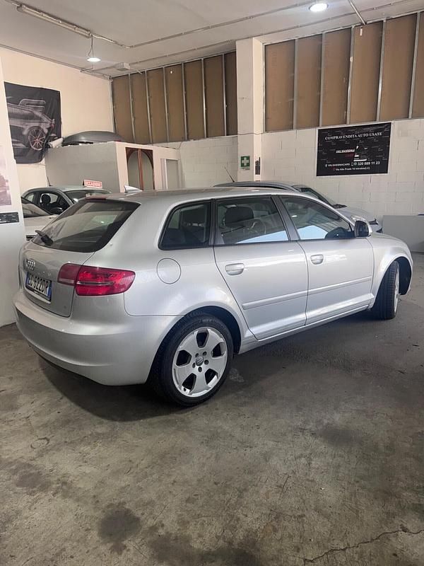 Usata Audi A3 Ambition 89 CV (65 kW) 2010 Argento Utilitaria