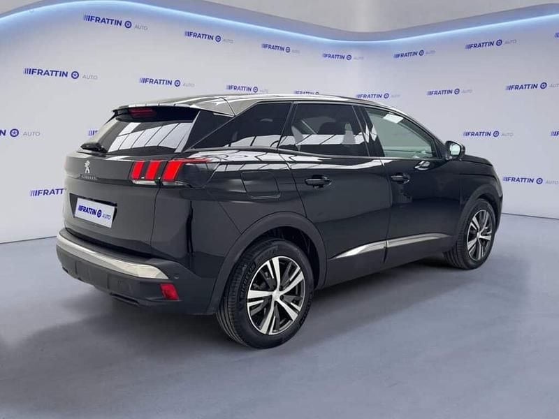 Usata Peugeot 3008 Allure 131 CV (96 kW) 2022 Nero SUV