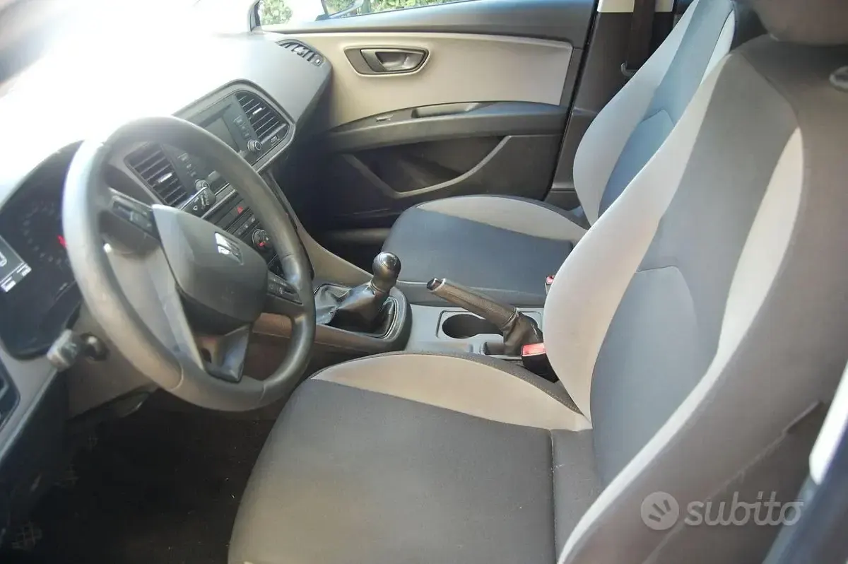 Usata Seat Leon 110 CV (80 kW) 2015 Station wagon