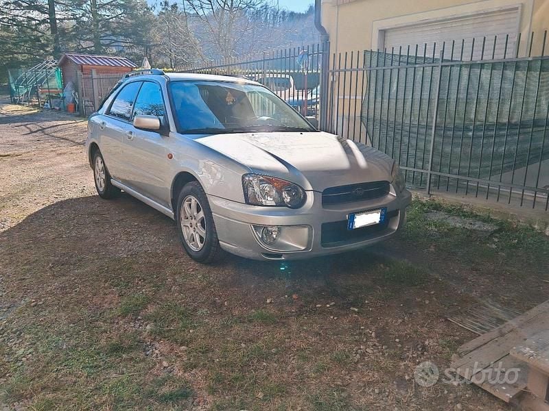 Usata Subaru Impreza 125 CV (91 kW) 2004 Grigio Station wagon