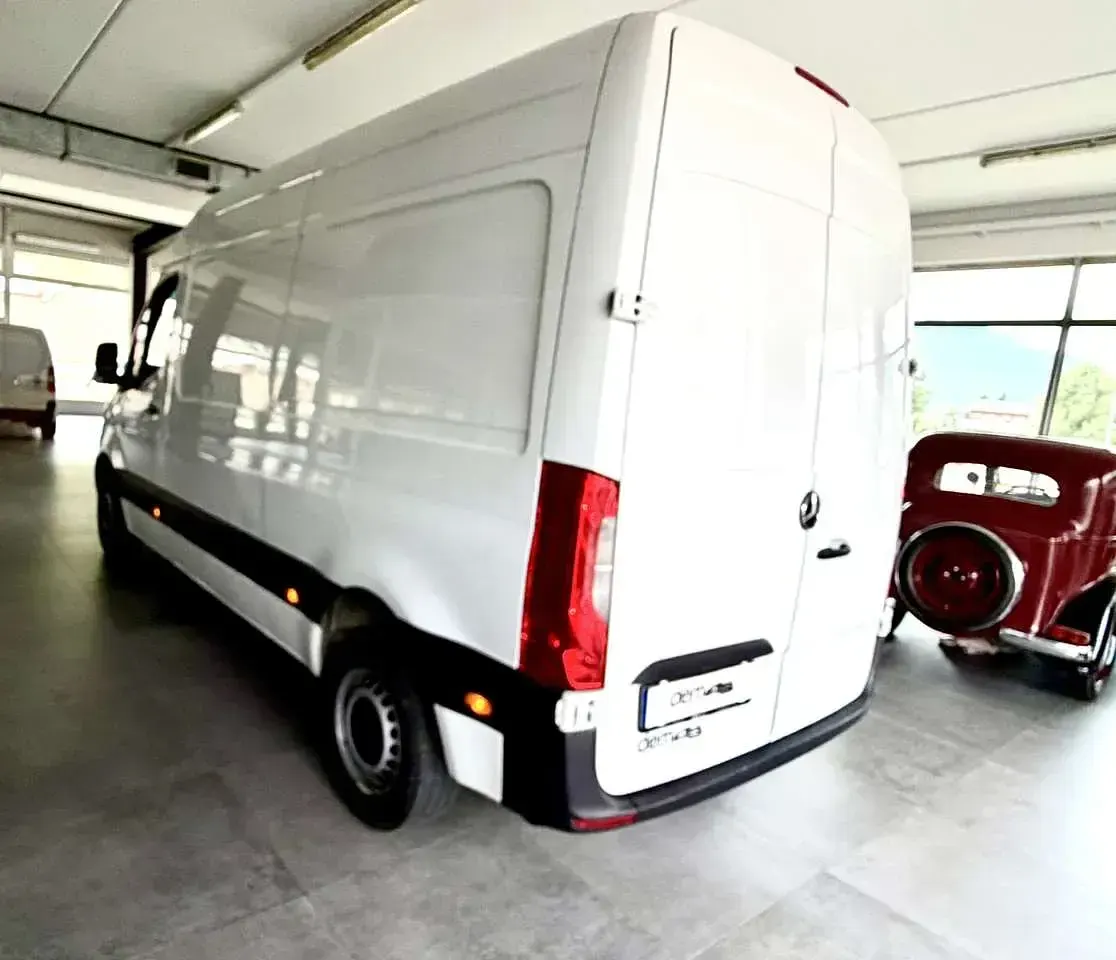 Usata Mercedes Sprinter 114 CV (83 kW) 2023 Bianco Furgone