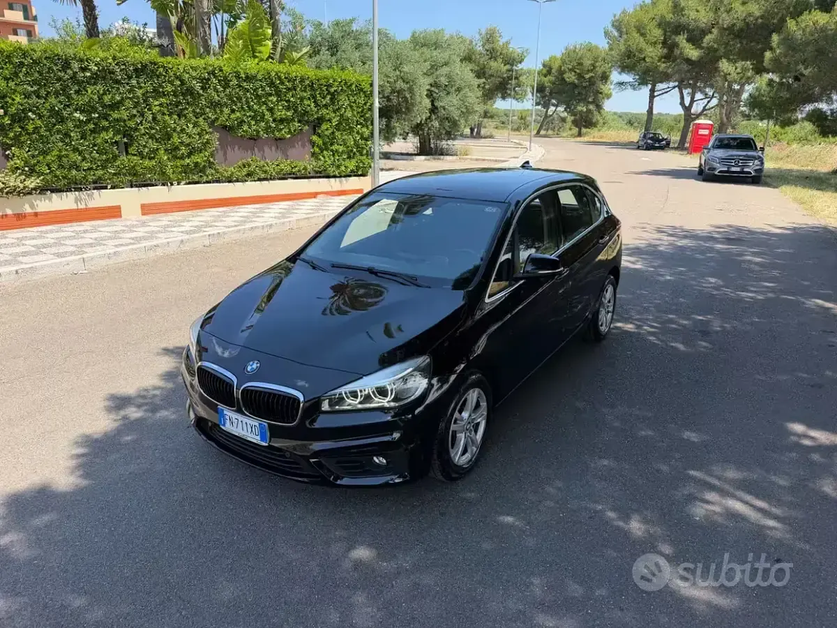 Usata BMW 216 Active Tourer Luxury Line 116 CV (85 kW) 2018 Bluazzurro Monovolume