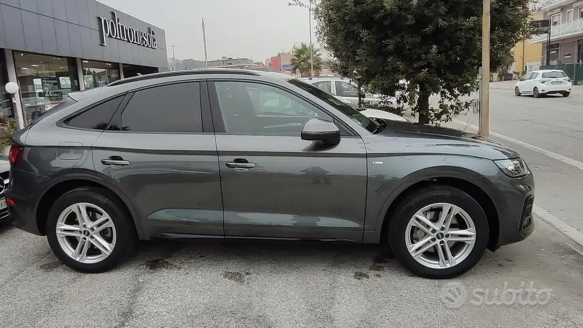 Usata Audi Q5 S-Line 204 CV (150 kW) 2024 Grigio SUV