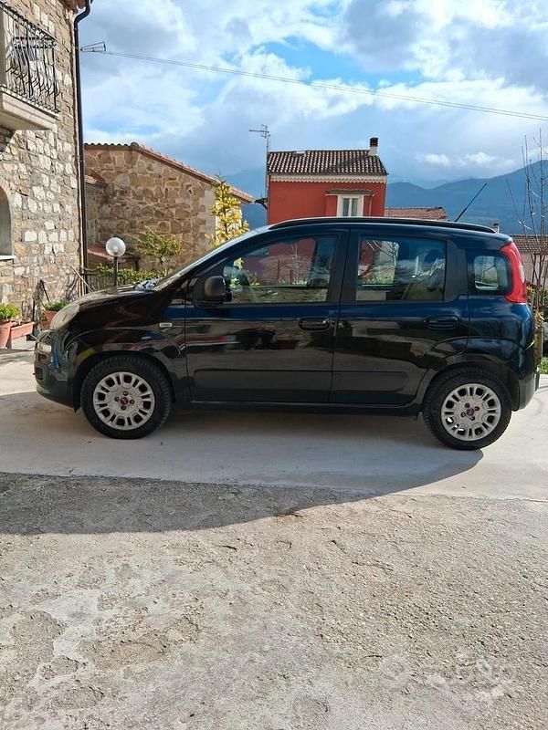 Usata Fiat Panda 80 CV (58 kW) 2016 Nero Utilitaria