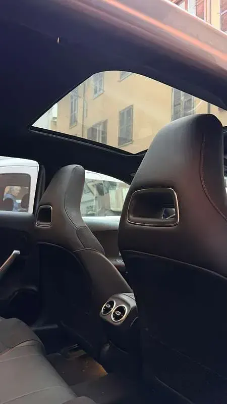 Usata Mercedes A180 Premium 116 CV (85 kW) 2020 Berlina