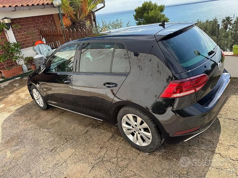 Usata VW Golf VII 150 CV (110 kW) 2017 Nero Berlina