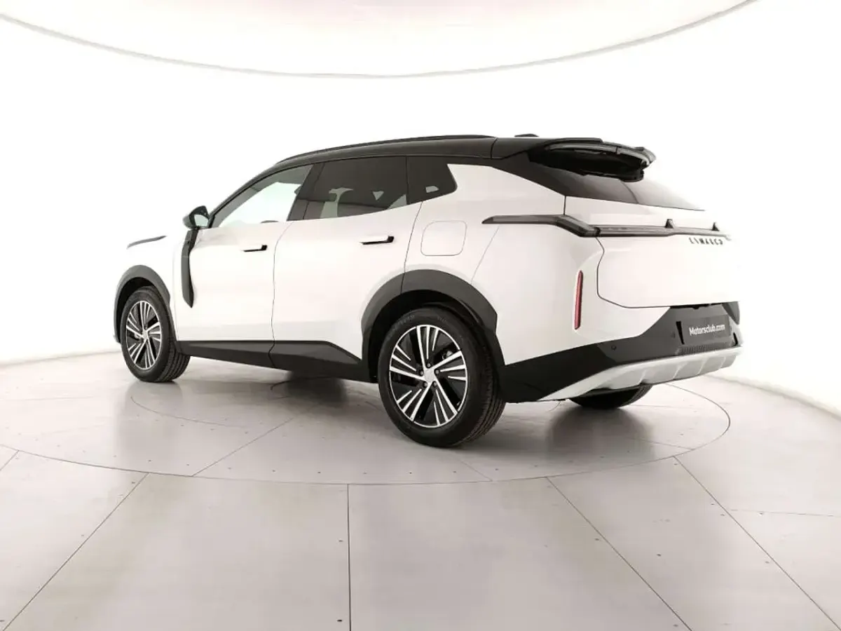 Nuova Lynk & Co 08 139 CV (102 kW) 2026 Bianco SUV