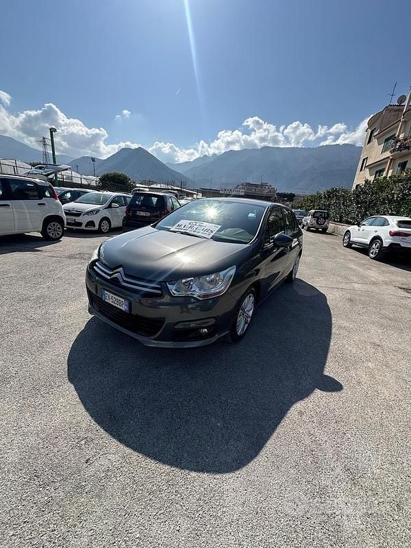 Usata Citroën C4 Exclusive 114 CV (83 kW) 2014 Grigio Berlina