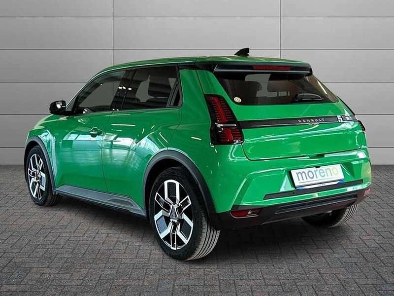 Usata Renault 5 E-Tech Urban 77 kW (106 CV) 2025 Verde Utilitaria