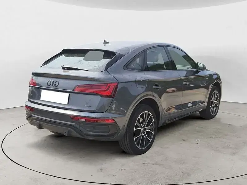 Usata Audi Q5 Sportback S-line plus 204 CV (150 kW) 2022 Grigio SUV