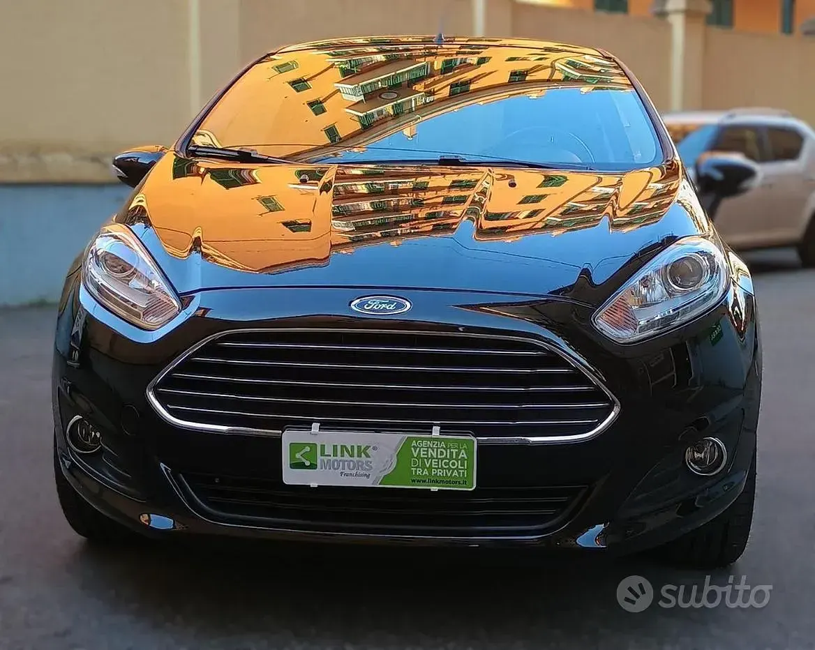 Usata Ford Fiesta Titanium 95 CV (69 kW) 2016 Nero Utilitaria