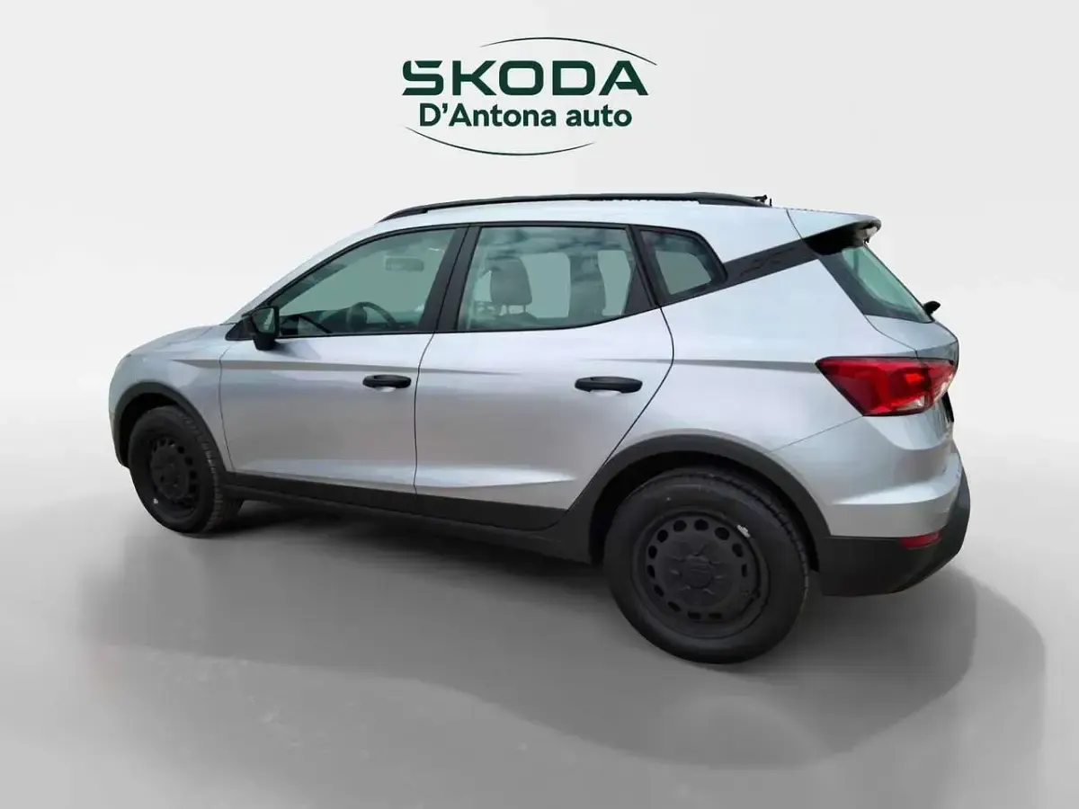Usata Seat Arona Reference 95 CV (69 kW) 2019 Argento SUV