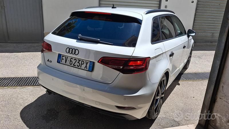 Usata Audi A3 S-Line 116 CV (85 kW) 2019 Bianco Berlina