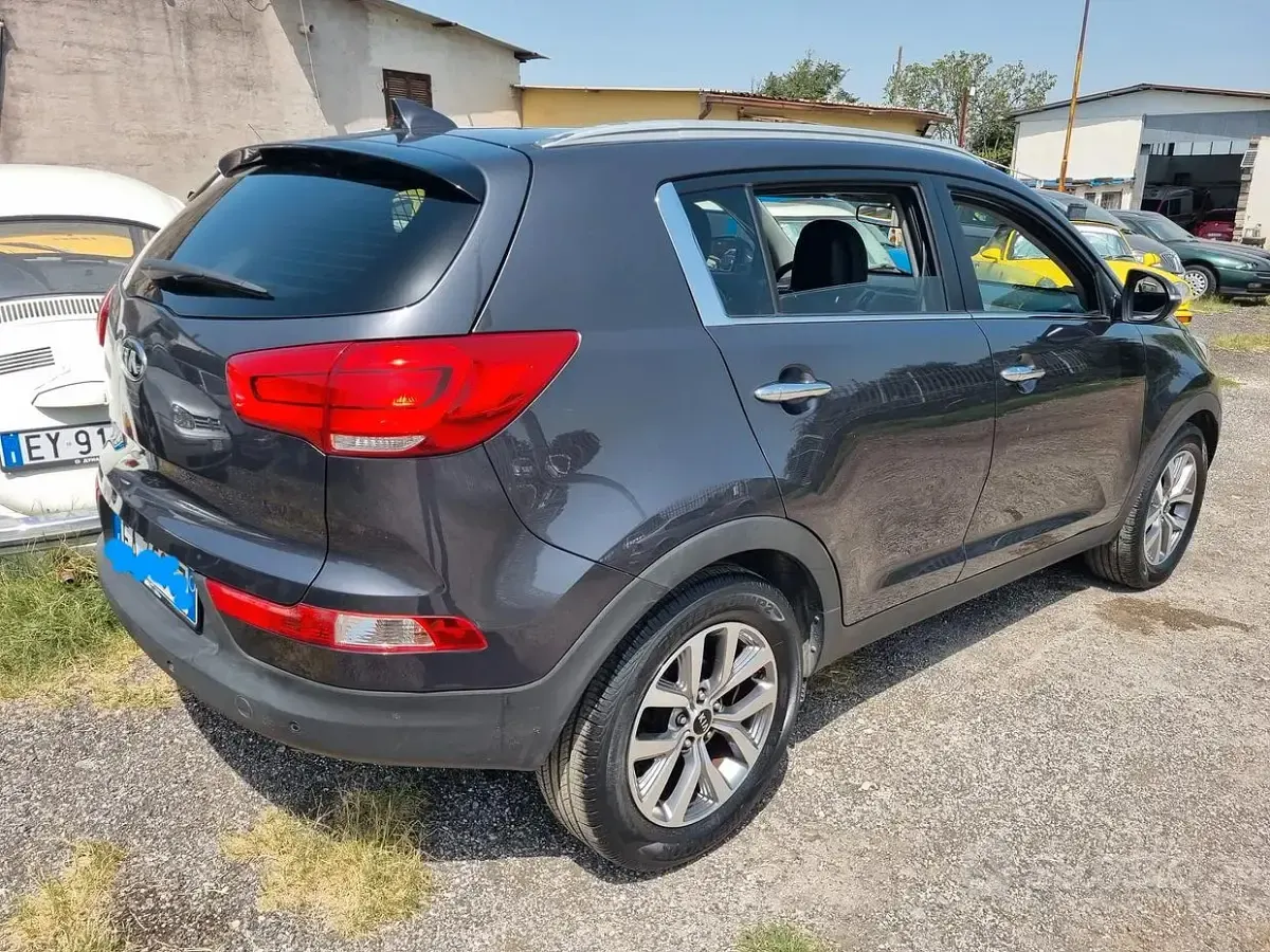 Usata Kia Sportage 135 CV (99 kW) 2015 Grigio SUV
