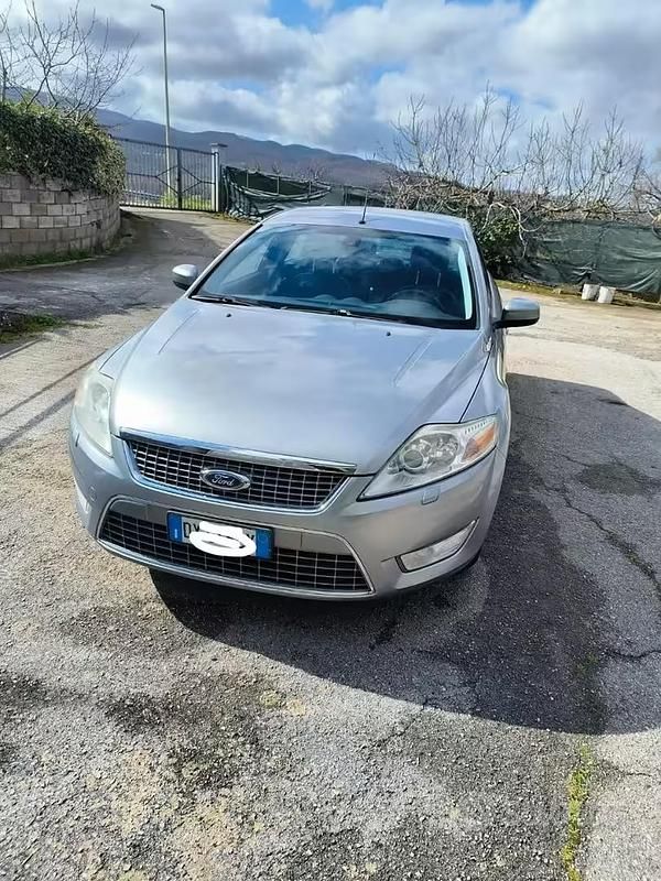 Usata Ford Mondeo 140 CV (102 kW) 2009 Grigio Berlina