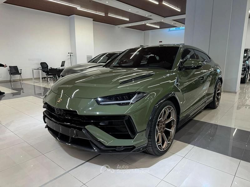 Usata Lamborghini Urus 666 CV (489 kW) 2023 Verde SUV