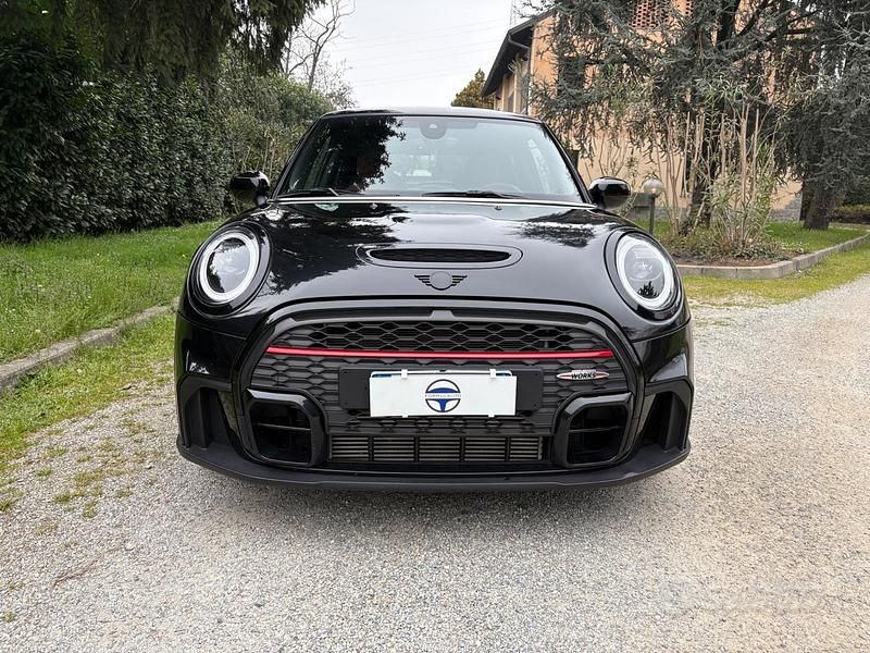 Usata Mini John Cooper Works 231 CV (169 kW) 2024 Nero Utilitaria