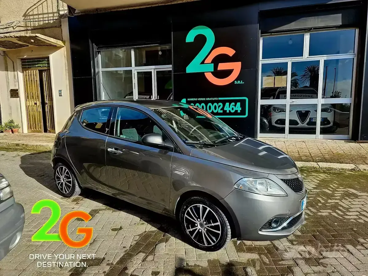 Usata Lancia Ypsilon S 95 CV (69 kW) 2016 Grigio Utilitaria