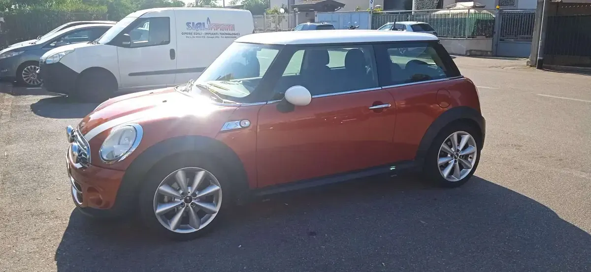 Usata Mini Cooper 122 CV (89 kW) 2010 Utilitaria