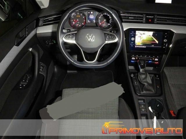Nero Usata 2020 VW Passat Business+ Station wagon | 28.600 € (Molto cara) - Immagine 1/4
