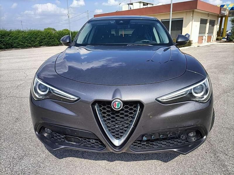 Usata 2019 Alfa Romeo Stelvio Ti SUV | 22.500 € (Ottimo prezzo) - Immagine 1/4