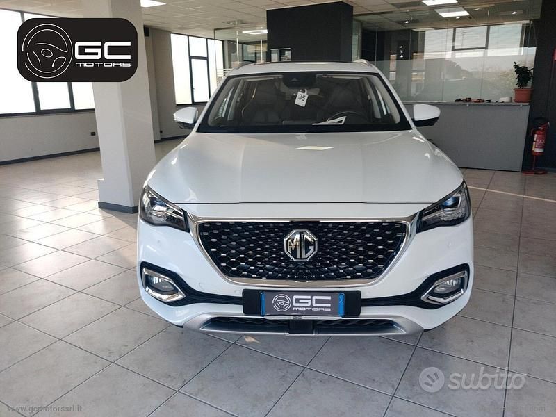 Usata MG HS Comfort 161 CV (118 kW) 2023 Bianco SUV