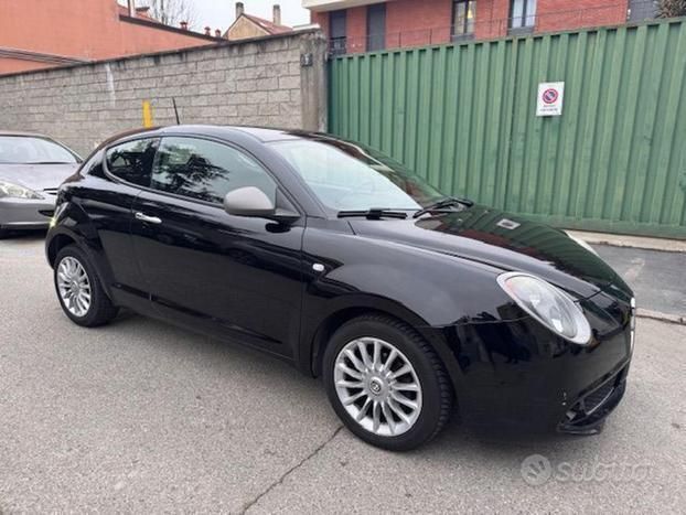 Usata Alfa Romeo MiTo 77 CV (56 kW) 2016 Nero Utilitaria