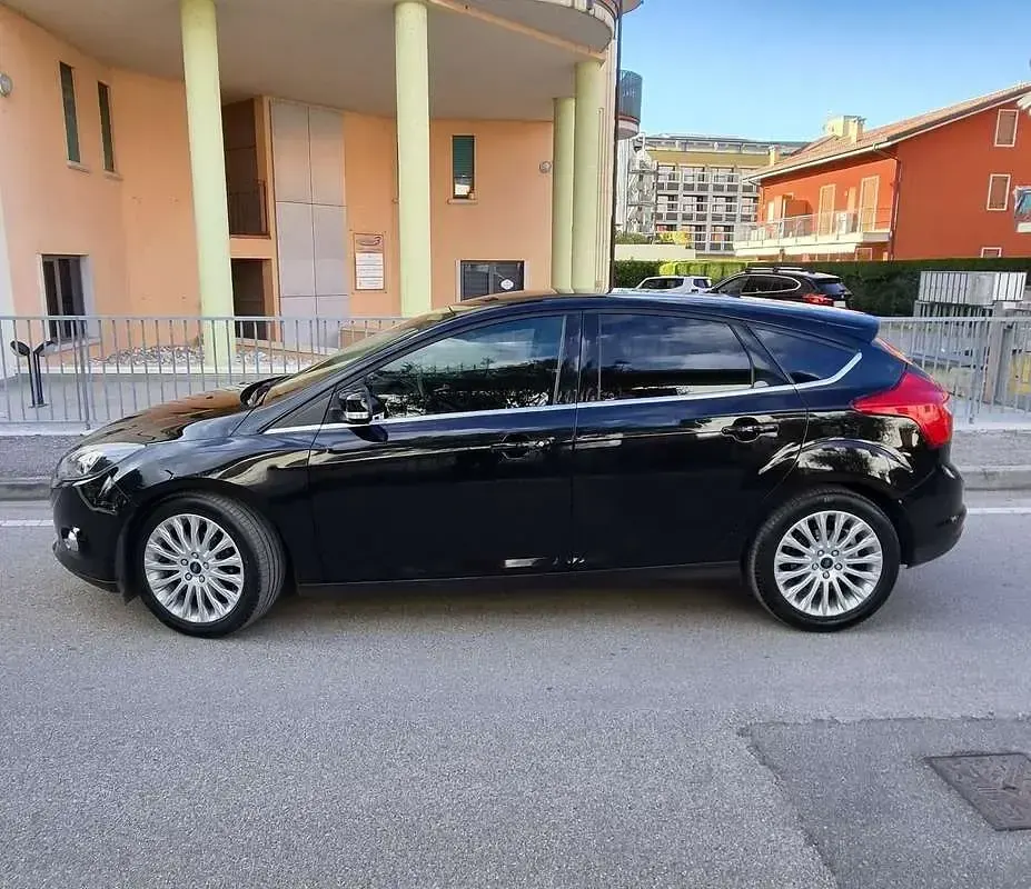 Usata Ford Focus Titanium 116 CV (85 kW) 2012 Berlina