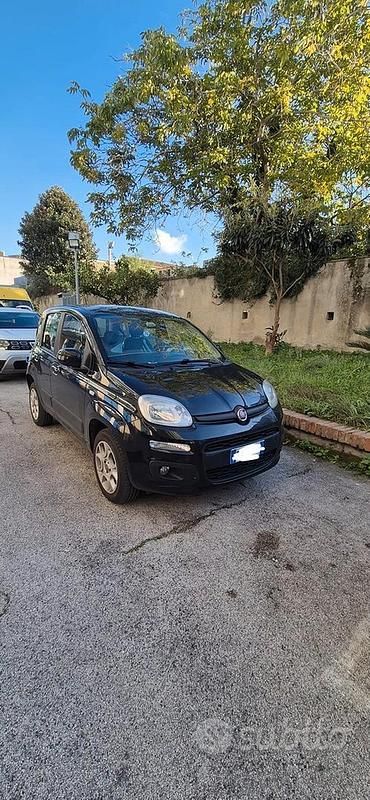 Usata Fiat Panda Lounge 70 CV (51 kW) 2015 Nero Berlina