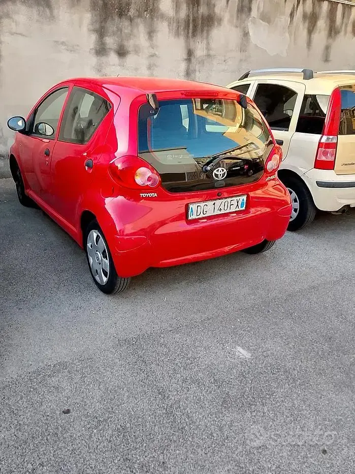 Usata Toyota Aygo 67 CV (49 kW) 2007 Utilitaria
