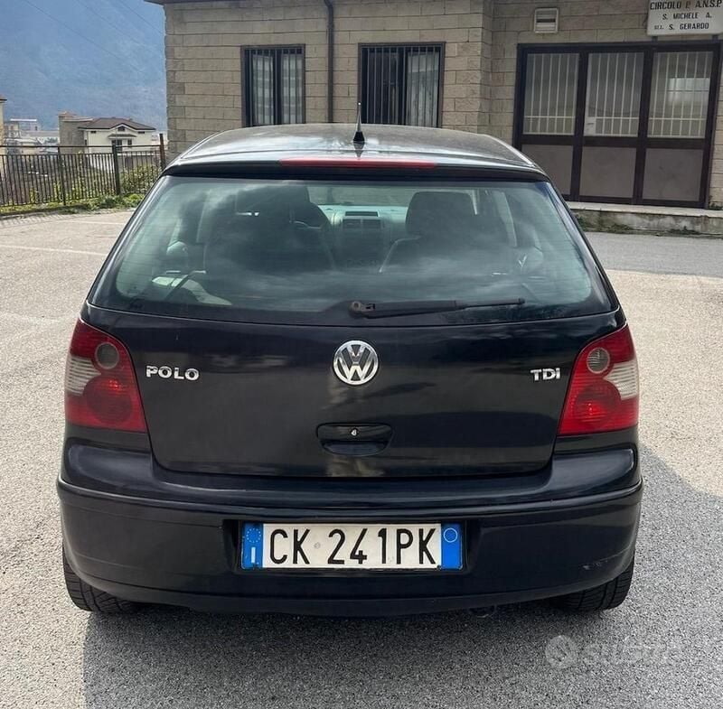 Usata VW Polo 75 CV (55 kW) 2004 Nero Utilitaria