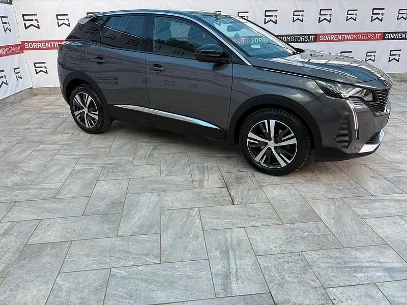Usata Peugeot 3008 Allure 131 CV (96 kW) 2023 Grigio SUV
