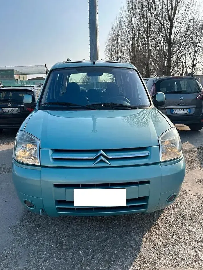 Usata Citroën e-Berlingo 90 CV (66 kW) 2004 Blu Monovolume