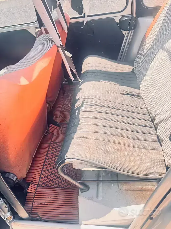 Usata Citroën 2CV 29 CV (21 kW) 1982 Grigio Berlina