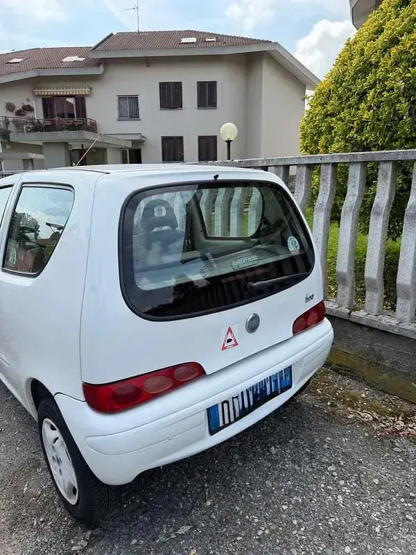 Usata Fiat 600 Anniversary 54 CV (39 kW) 2007 Utilitaria