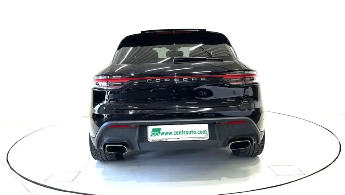 Usata Porsche Macan 265 CV (194 kW) 2023 Nero SUV